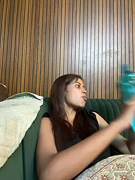Sexy_myraaaa - Pussy show🥵