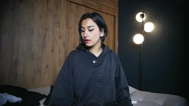 Charlottehershel02 - dildo+lush pussy