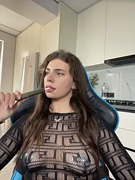 CurlyLara - 🥵Naked+VIDEO FOR LAST TIP