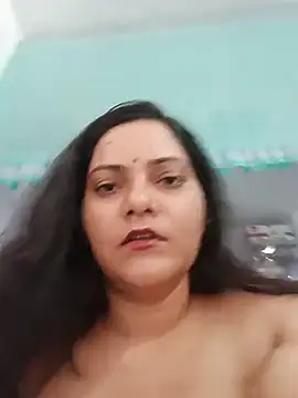 Anushka_Singh0