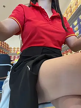 Sneaky_Cumshoot
