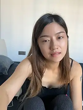 Olivia_0919 - 等一个心软的神