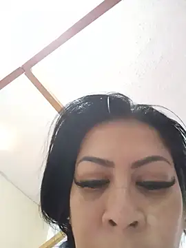 Leidy09Z - Masturbarcion por el culo con mi 🥕 rico