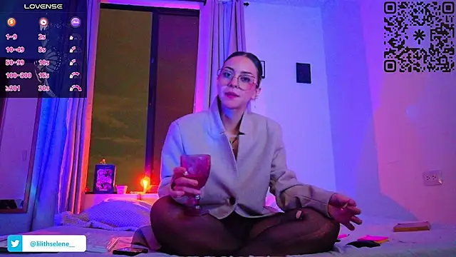 Lilithselene - Oil Show🔥