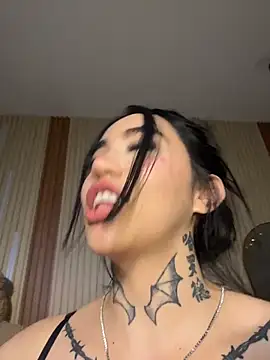 Nickiiiii
