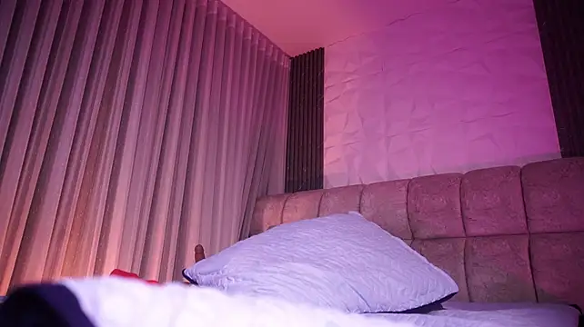 Godess_Scarlett77 - MY LEGS VIBRATE, I LOVE IT✨