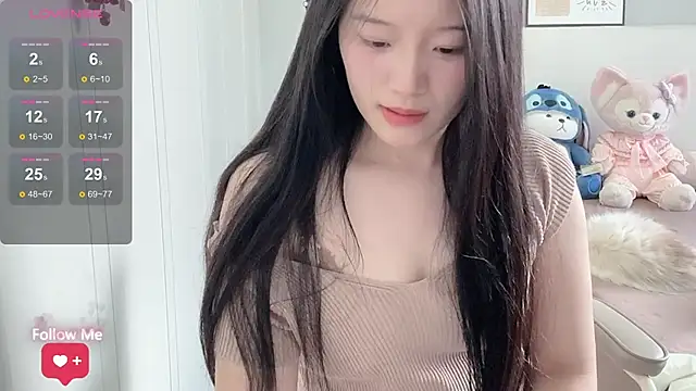 --bee-- - 瑟瑟吃香蕉