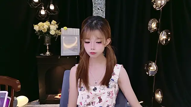 Nuo-Nuo-111 - 头戴10只鸭子➕用方言唱一首情歌
