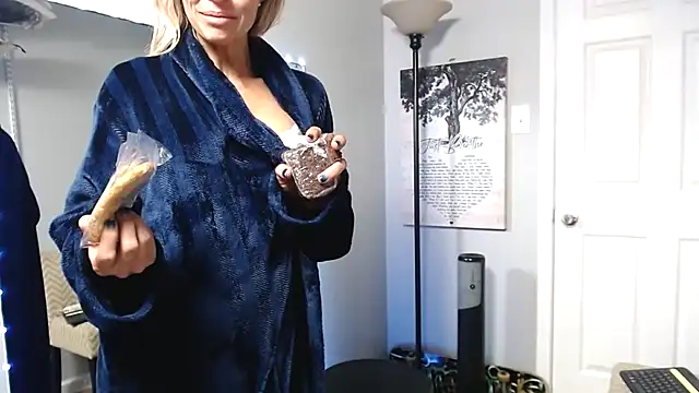 Iambree - ride dildo reverse cowboy