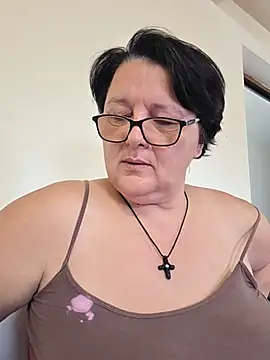 Diana_Diafan - Oil boobs