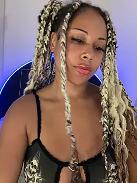 HaileyDiana - ✨Finger ass✨
