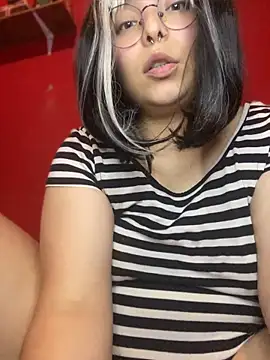 Solo_yoss - Full Naked / Desnuda 🍑🍒🥵