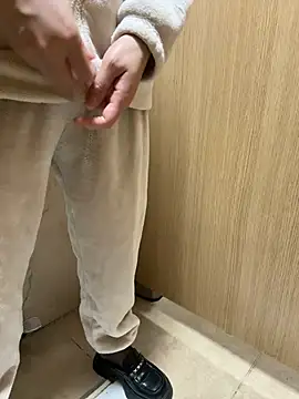 Aini-sa - 小粉控制2分钟+乳液柔胸