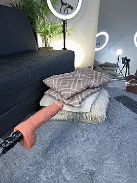 Isa__Blanc - ANAL WITH FUCKMACHINE IN DOGGY
