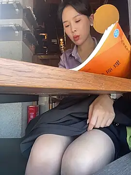 Zoe-520 - 户外哭乳娇喘