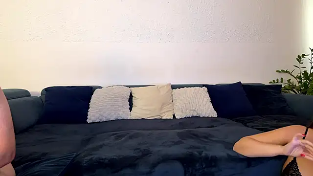 Milf_Andy - Cum show (public)