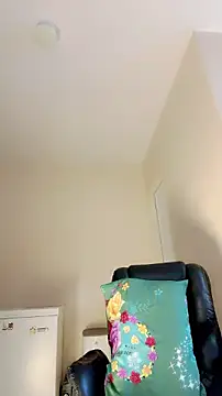 WetVirginPussy - Slide panty Spread pussy🥵