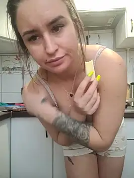 TwojaMary69 - Zamówić pizze odebrać nago