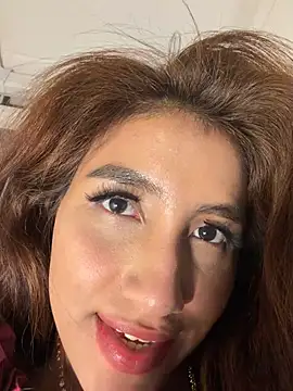 Naomiii__ - plug anal+spankings🔥👿
