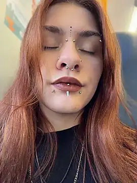 NereaMur - take off your panties for 20 minutes