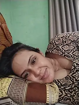 Nil-pore-06-L - Boobs Show😍