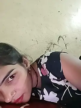 Kamini_hat