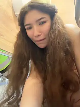 FlashTitsRoyal - LET GUY TOUCH TITS