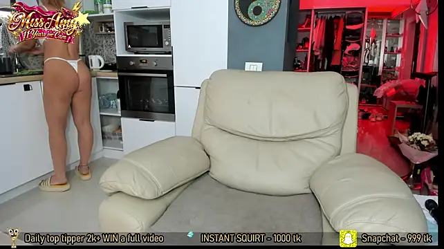 AmySuperHeroes - :fire: SQUIRT show loading...