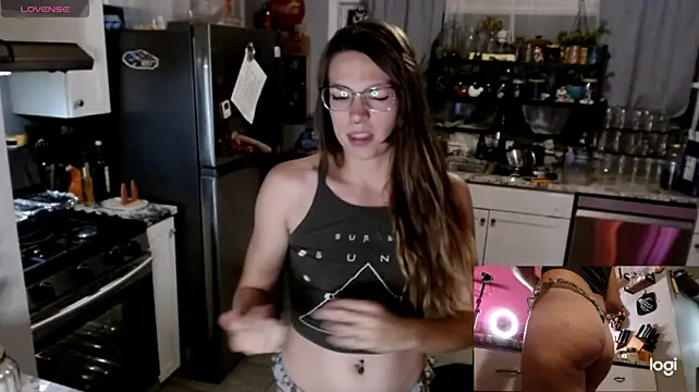 KierBearKisses - Dildo Play 5+ min