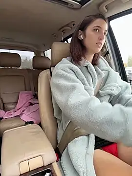 DollyTall - REMOVE MY PANTIES DURING DRIVING! (WTF)