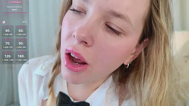 Milly_shy - caress my asshole through the panties
