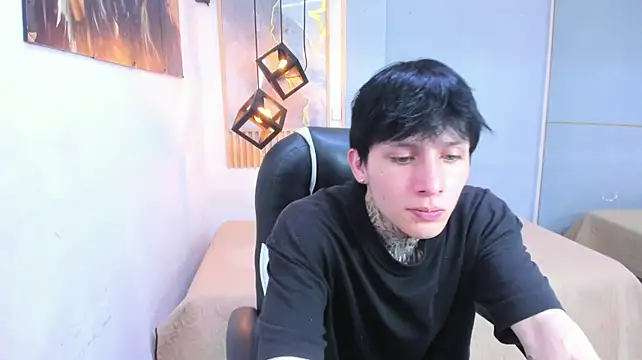 Cry_thereal's Live XXX Chat