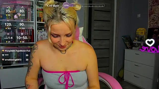 Julia_666 - make my naked ass red