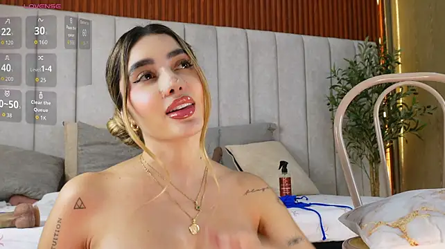 Annyy_Rosse - Massage my butt with oil