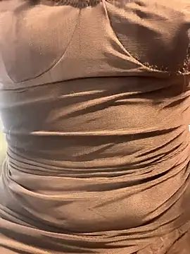 AliceSchuster - that’ll make you leak💦