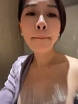 Zoe-520 - 户外哭乳娇喘