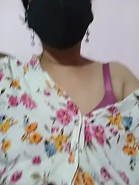Honey_Babe06 - Blow job wid cucumber 🥒