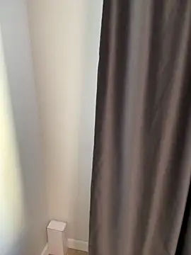 SweetieKitty1 - Show u underboobs and slaps ^.^