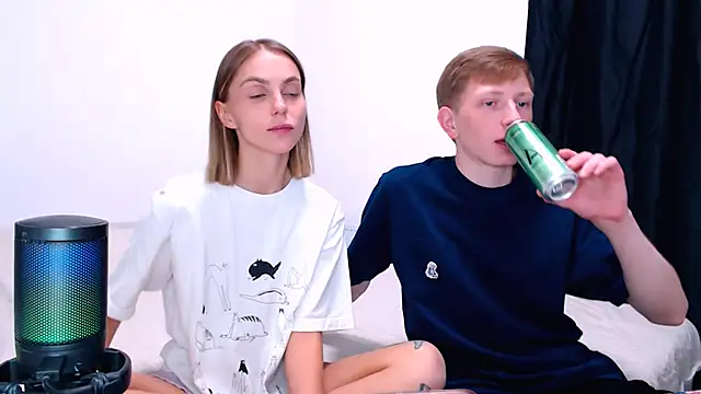 Juliaanddima - get naked