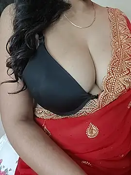 _in_v_a_n_i_ll_a - Boobs oil massage