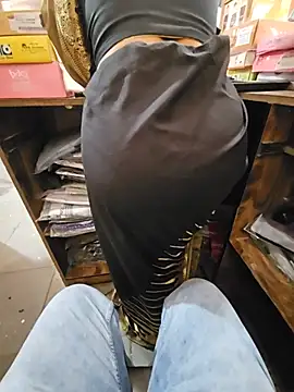 Indianhotwife639 - Boobs pussy enjoy 😉