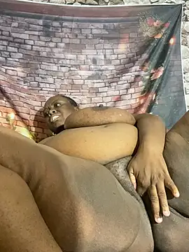 Biggblackboobs