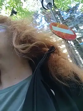 GiselleFox - BJ in public place😈😈😈