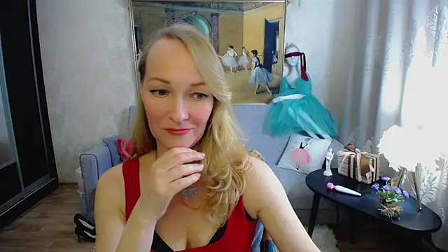 Alana_Solara - air kiss