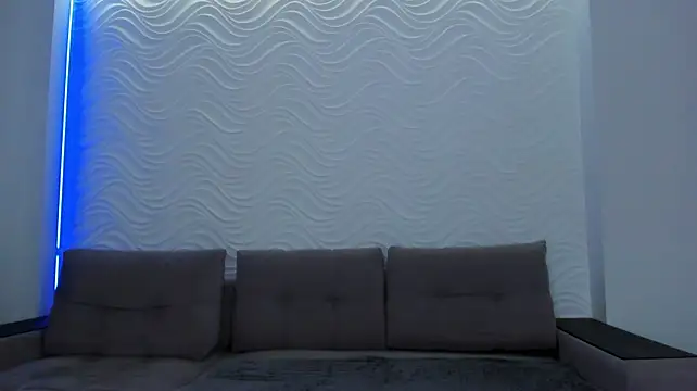 Calystria - Massage tits