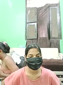 Queen_queen - Boobs show