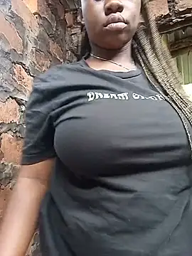 Sassy_boobs21 - Naked for daddy
