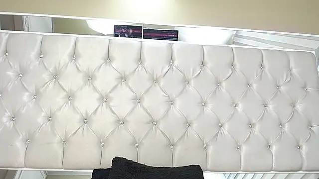 Tinaa_Monroe - LUSH + DOMI 5 MIMUTOS