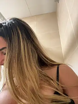 MarianaStar_ - SHOW ME WET PUSSY+FINGERING👉🏻💦