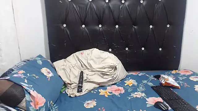 FreakyNoxy - squirt